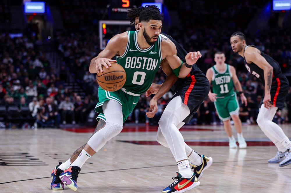 憋屈？利物浦欧冠头名晋级却抽大巴黎 无缘8强后将帅怒喷：不合理